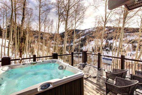 K B M Resorts- PLO-6590 Private Hot Tub Panoramic Views Close to Silver Lake