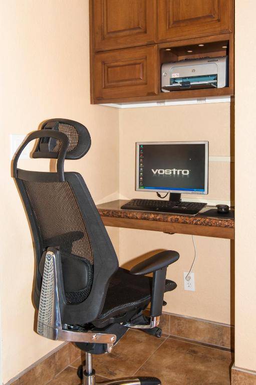 Workspace - St. George Inn and Suites