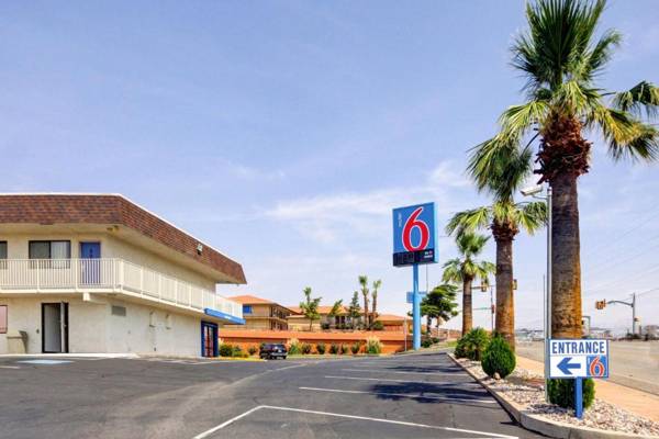 Motel 6 Saint George UT