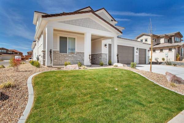 Heavenly Comfort at Hell Hole Trail! 32 Miles to Zion!