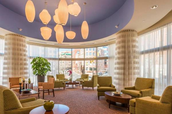 Hilton Garden Inn Alexandria Old Town National Harbor