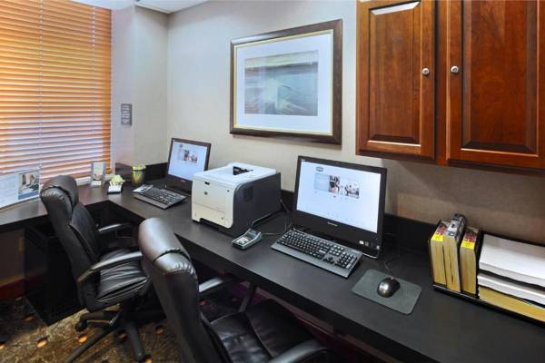 Workspace - Hampton Inn & Suites Arlington Crystal City DCA
