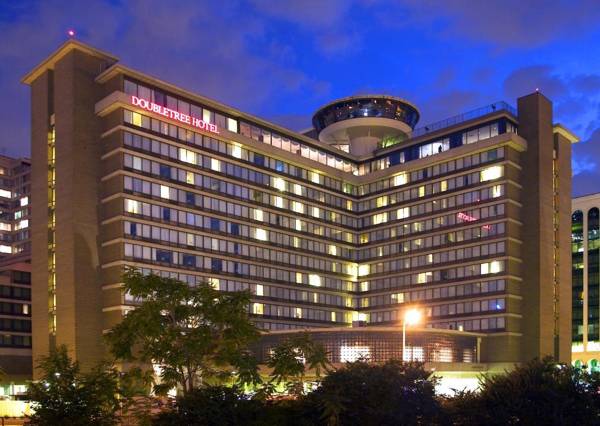 DoubleTree by Hilton Washington DC – Crystal City