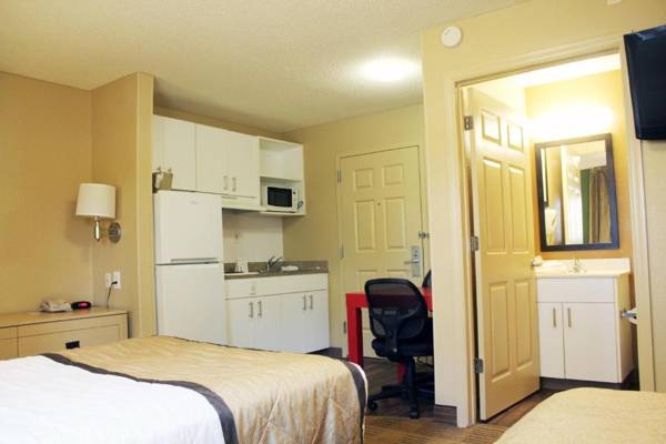 Workspace - Extended Stay America Suites - Chesapeake - Churchland Blvd