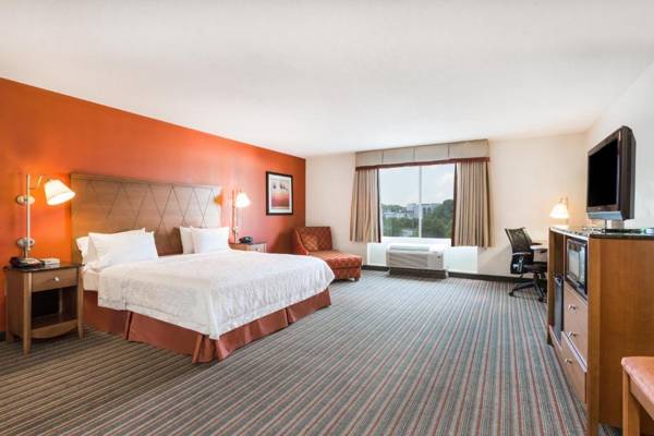 Hampton Inn Petersburg - Southpark Mall