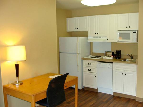 Workspace - Extended Stay America Suites - Washington DC - Fairfax