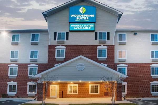 WoodSpring Suites Fredericksburg