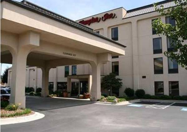 Hampton Inn - Hillsville