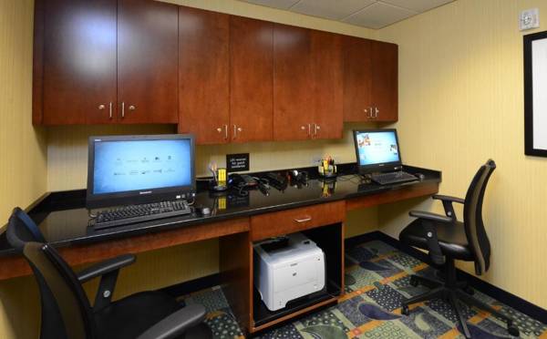 Workspace - Hampton Inn and Suites Lynchburg