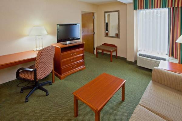 Workspace - Holiday Inn Express Richmond-Mechanicsville an IHG Hotel