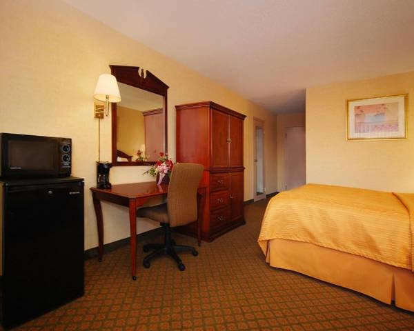 Workspace - Quality Inn Shenandoah Valley