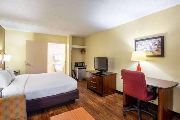 Workspace - Econo Lodge Naval Station Norfolk