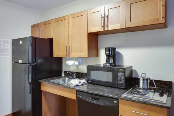 Candlewood Suites Richmond Airport an IHG Hotel