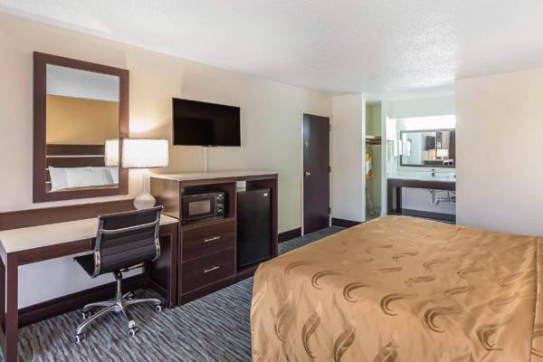 Workspace - Quality Inn South Boston - Danville East