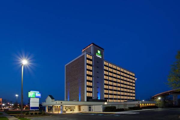 Holiday Inn Express Washington DC - Springfield an IHG Hotel