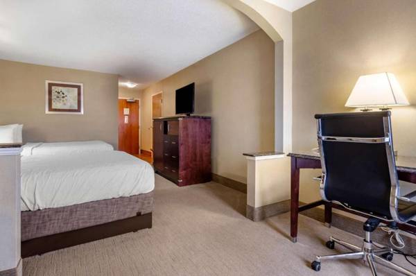 Workspace - Best Western Plus Inn at Hunt Ridge