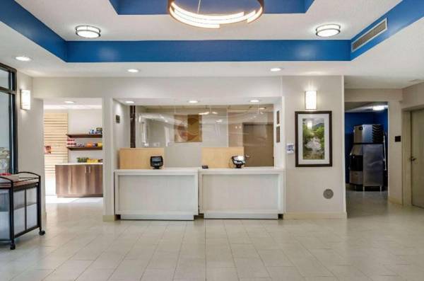 Comfort Inn & Suites Troutville - Roanoke North /