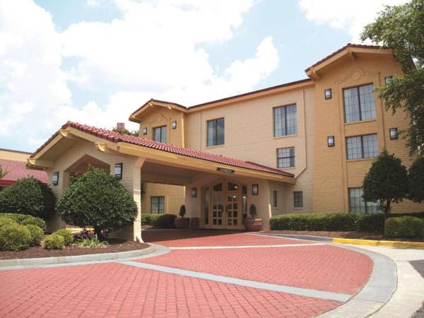 La Quinta Inn & Suites by Wyndham Norfolk Virginia Beach