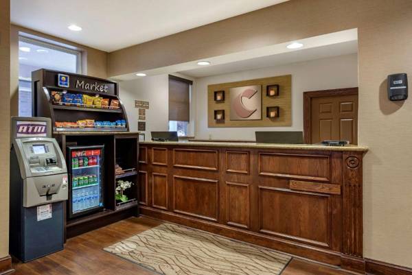 Comfort Inn & Suites Virginia Beach-Norfolk Airport