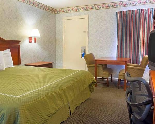 Rodeway Inn & Suites Williamsburg