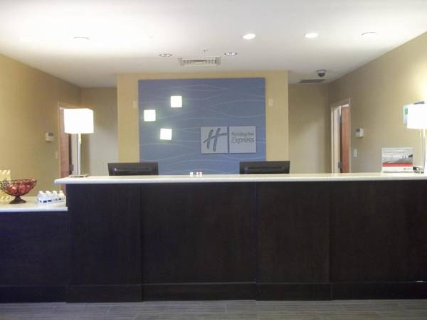 Holiday Inn Express and Suites Winchester an IHG Hotel