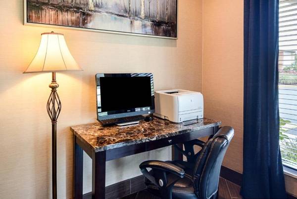 Workspace - Quality Inn