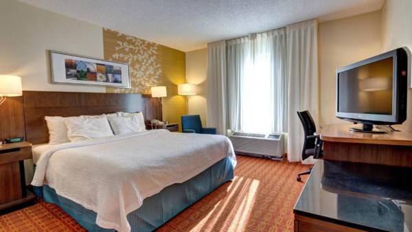 Workspace - Fairfield Inn and Suites by Marriott Potomac Mills Woodbridge