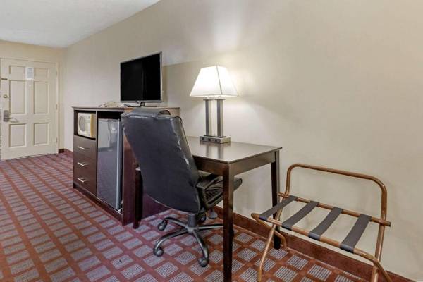 Workspace - Econo Lodge Woodstock - Shenandoah Valley I-81