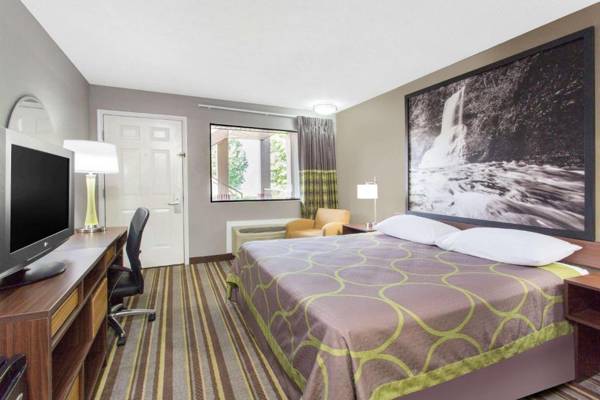 Super 8 by Wyndham Wytheville