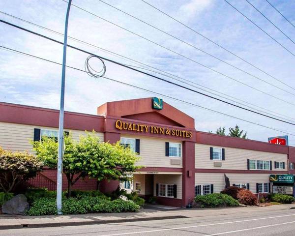 Quality Inn & Suites Bremerton near Naval Shipyard