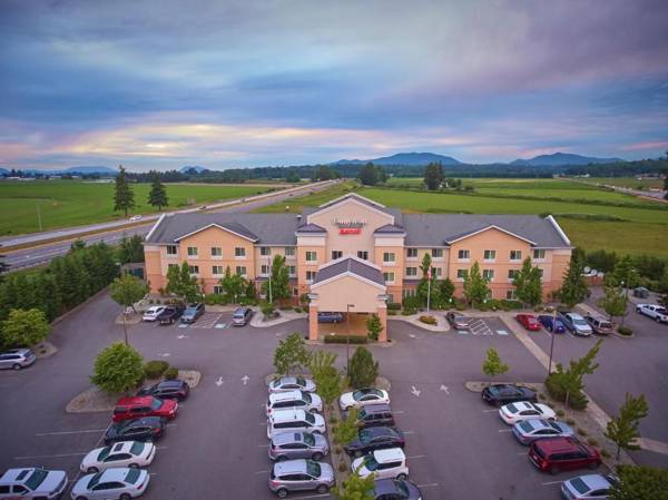 Fairfield Inn & Suites Burlington