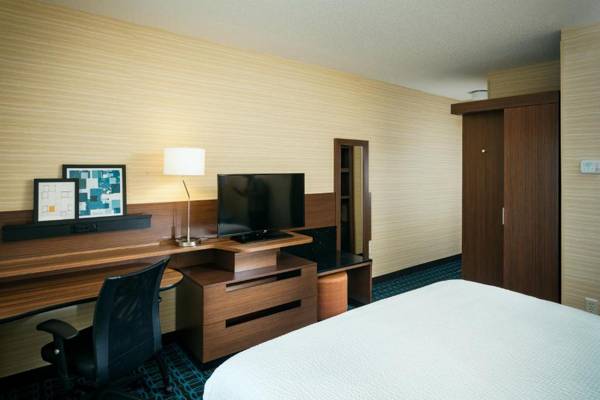 Workspace - Fairfield Inn & Suites by Marriott Tacoma DuPont