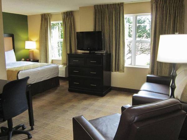 Workspace - Extended Stay America Suites - Seattle - Everett - Silverlake