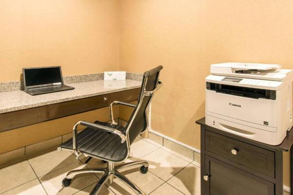 Workspace - Quality Inn & Suites of Liberty Lake