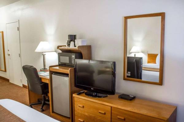Workspace - Quality Inn & Suites Longview Kelso