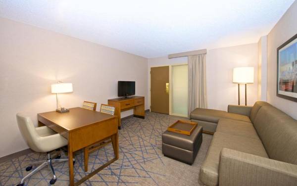 Workspace - Embassy Suites by Hilton Seattle North Lynnwood