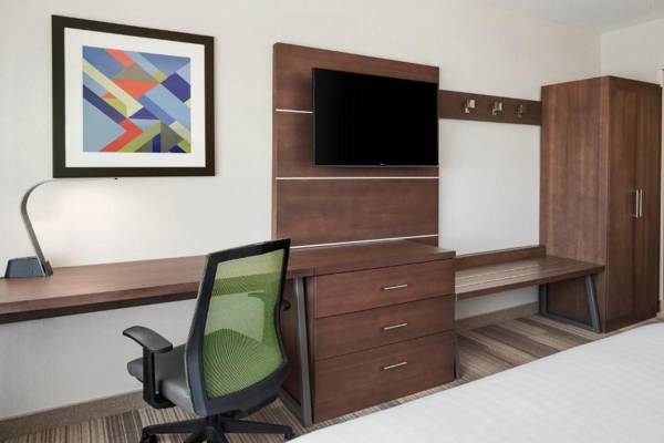 Workspace - Holiday Inn Express & Suites - Moses Lake an IHG Hotel