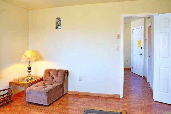 Top Town Condo at Maris Stella