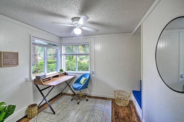 Workspace - Peaceful Waterfront Cottage with SUPs Kayaks and More