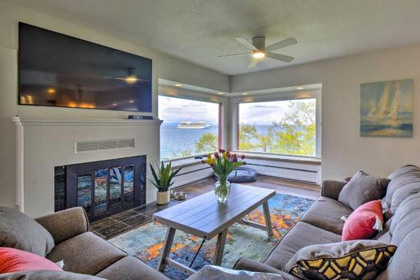 Chic Port Angeles Home with Oceanfront Balcony!