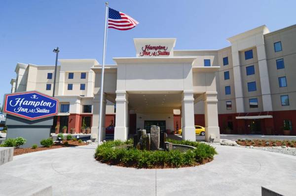 Hampton Inn and Suites Seattle - Airport / 28th Avenue