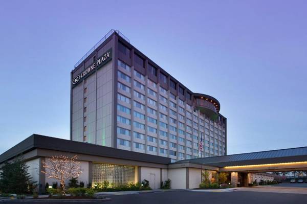 Crowne Plaza Seattle Airport an IHG Hotel