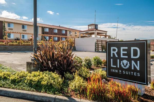 Red Lion Inn & Suites at Olympic National Park