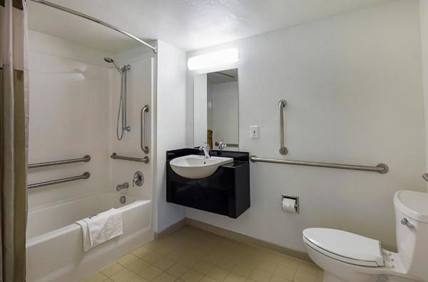 Motel 6-Spokane WA - East