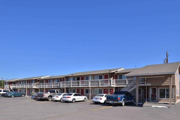 Travelodge by Wyndham Sunnyside Yakima