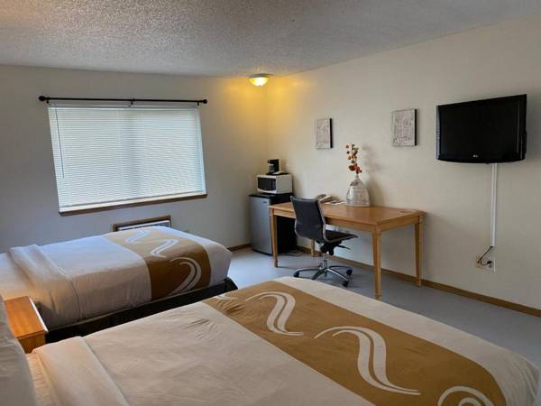 Workspace - Economy Stay and Suites Tacoma