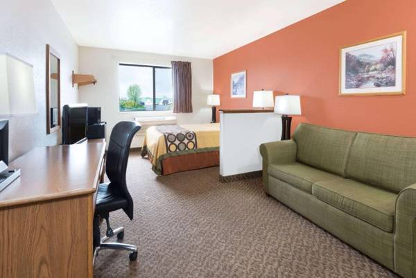 Super 8 by Wyndham Morgantown