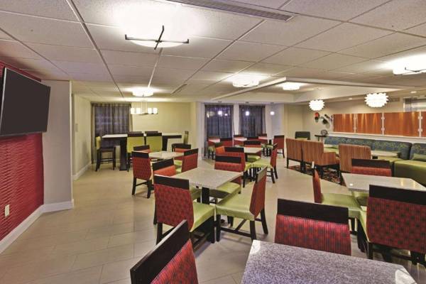 La Quinta Inn & Suites - New River Gorge National Park