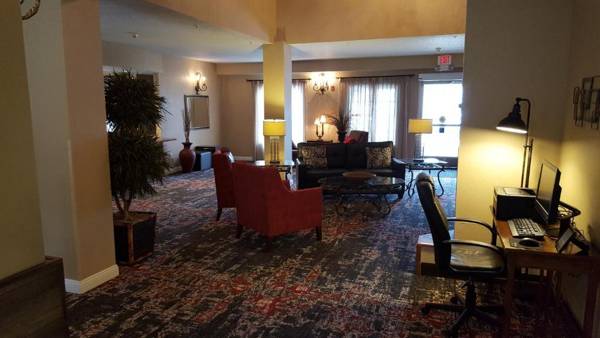 GrandStay Residential Suites Hotel - Eau Claire