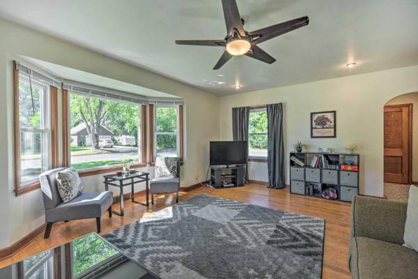 Eau Claire Home with Fire Pit Less Than 2 Mi to Dtwn!